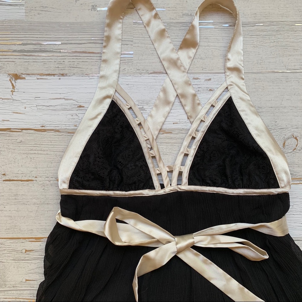 Bebe Babydoll Tie Front Tank